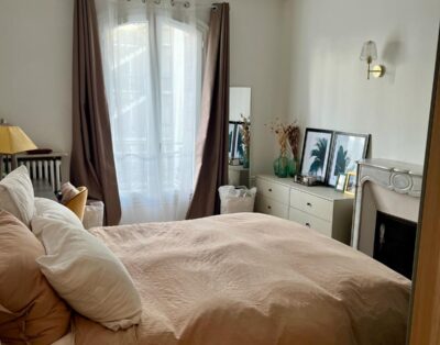 Cozy flat in lower Montmartre