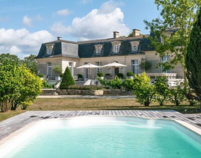 Exceptional Mansion next to Chateau de Versailles