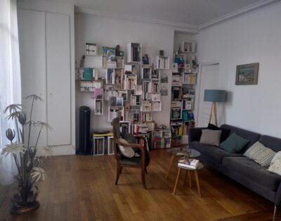 Stylish 2-Bedroom Apartment in Paris